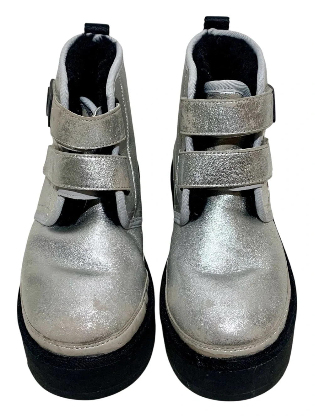UGG #1143705K Neumel Metallic Platform Boots Sz 4 (Big Kids)